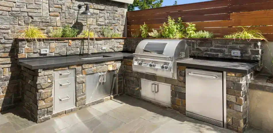outdoor kitchen in cold climates